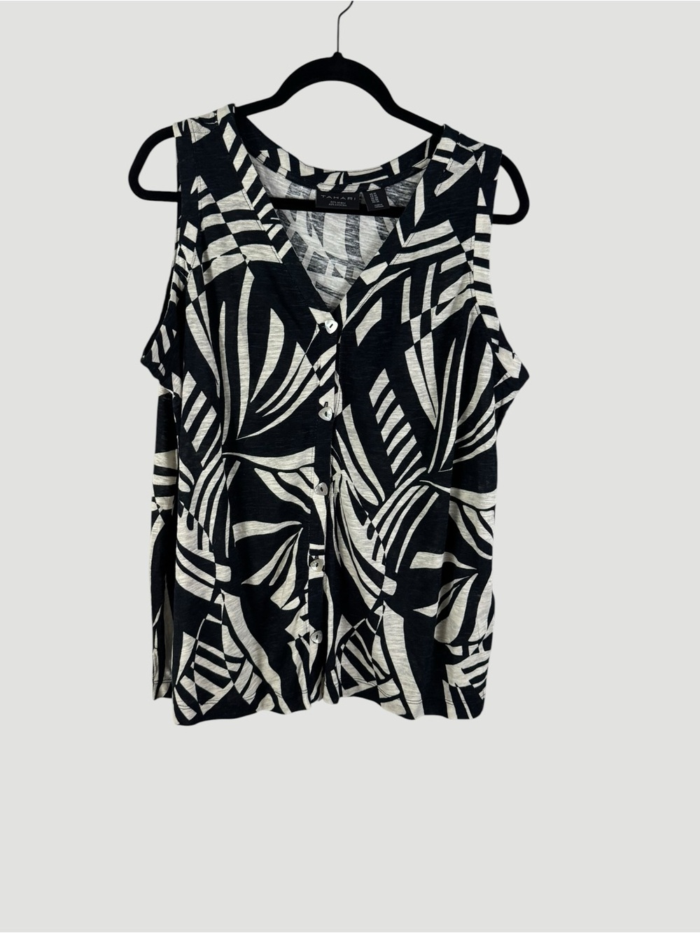 Tahari Black & Cream Tropical-Pattern Sleeveless Button Linen Blend Tank